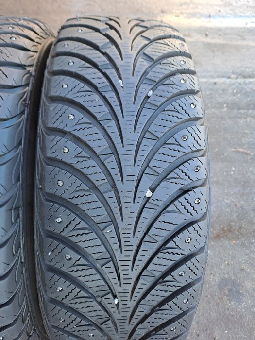 4бр. Зимни гуми с Шипове 195/65/15 SAVA Eskimo Stud