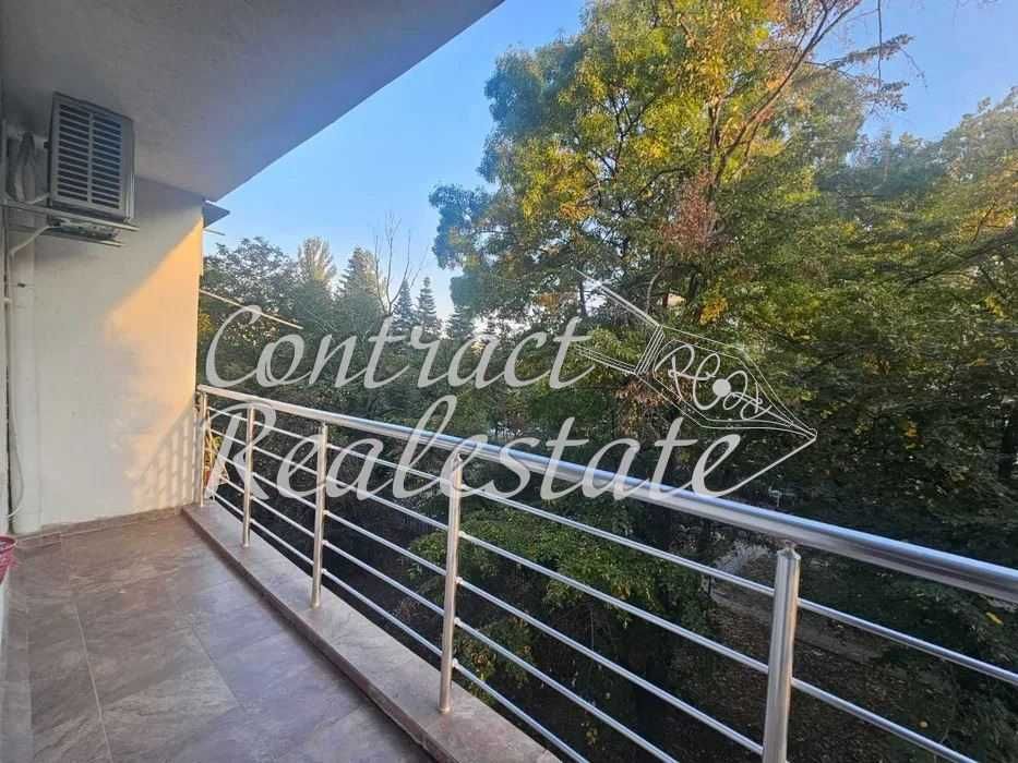 Дава се под наем Четиристаен апартамент в Варна, Център - 90 кв.м за 700 € - Снимка #6