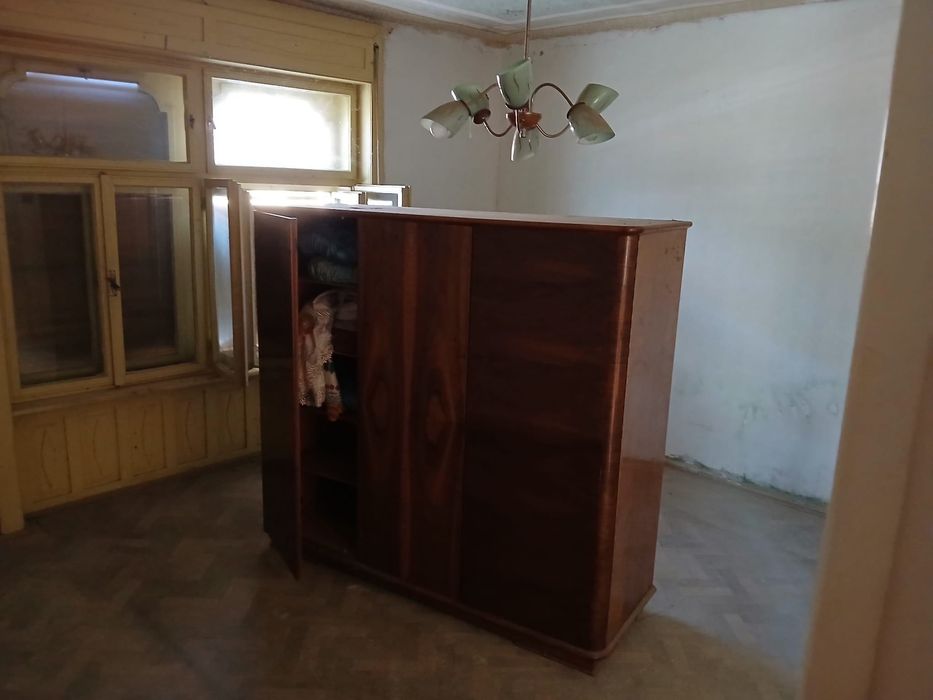 Vând casă în Ciclova-Română