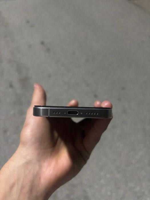 Продам айфон 15pro