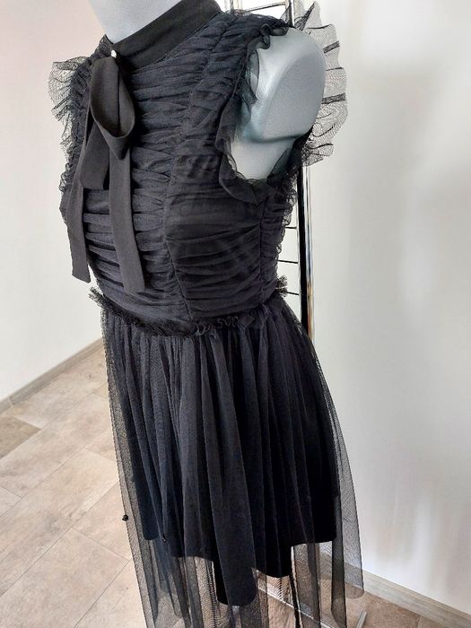 Официална рокля с тюл