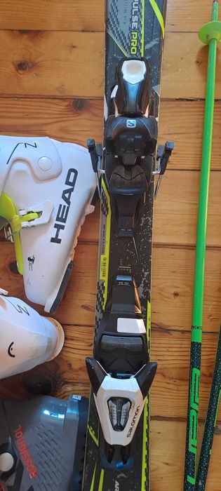 Ски и обувки два чифта