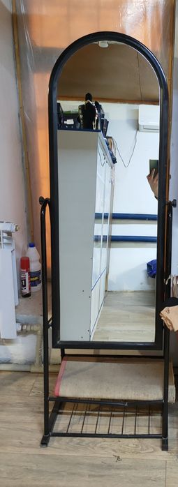 Продам зеркало в отличном состоянии