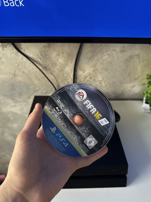 PS4 Ca nou de un tera