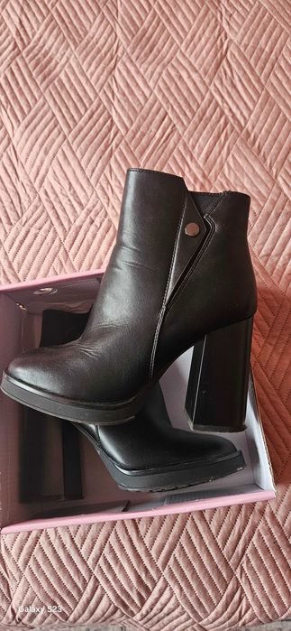 Дамски ботуши Dee Zee  и дамски боти