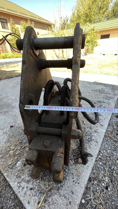 Гидромолот для экскаватор малютка бу