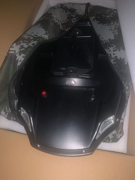 Barcuta pescuit navo model pentru nadit