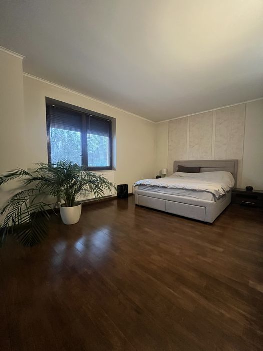 Vila Strada Trivale S+P+E1+M