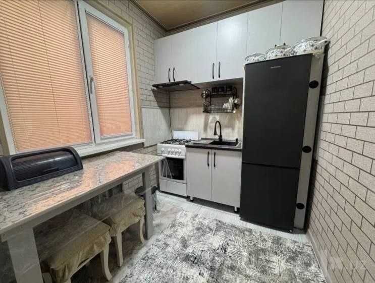 Buyuk ipak yuli metro yonida arzon kvartira bor