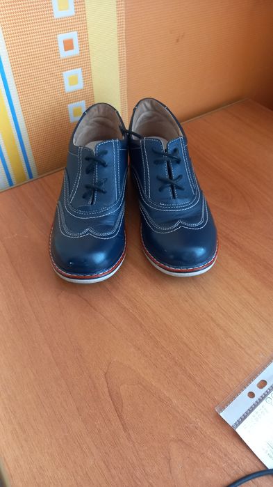 Школьные туфли 34 р ,