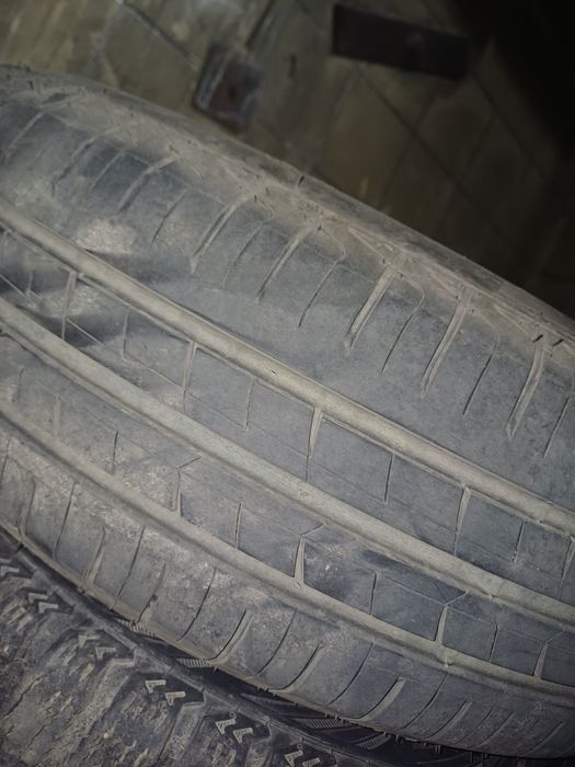 Продам резину размер 185/70R14 5×100