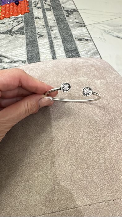 Продам пандору браслет