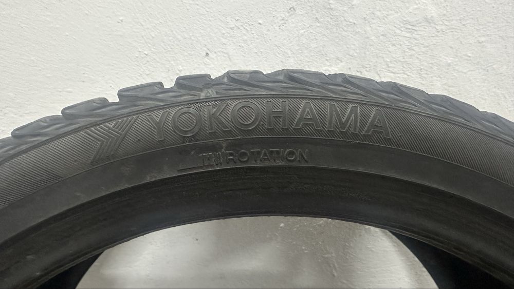 YOKOHAMA.   R20/275/35,   1шт