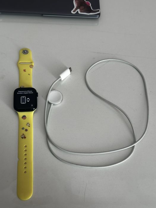 Apple Watch 8 series 45mm