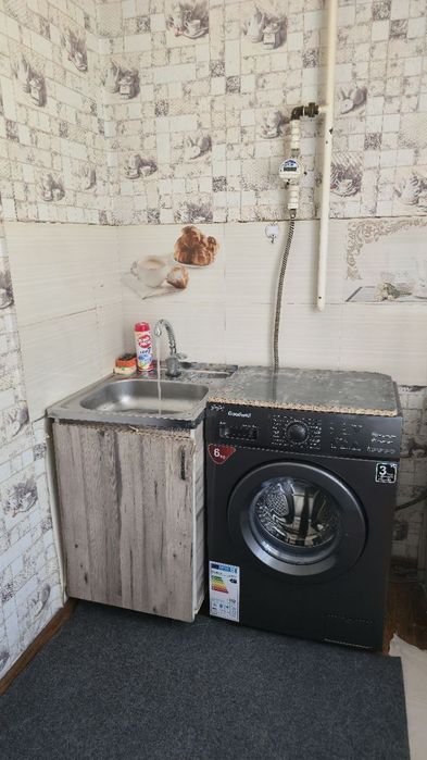 Чиланзар 24 2/1/4 балкон 1.5х3 разделка