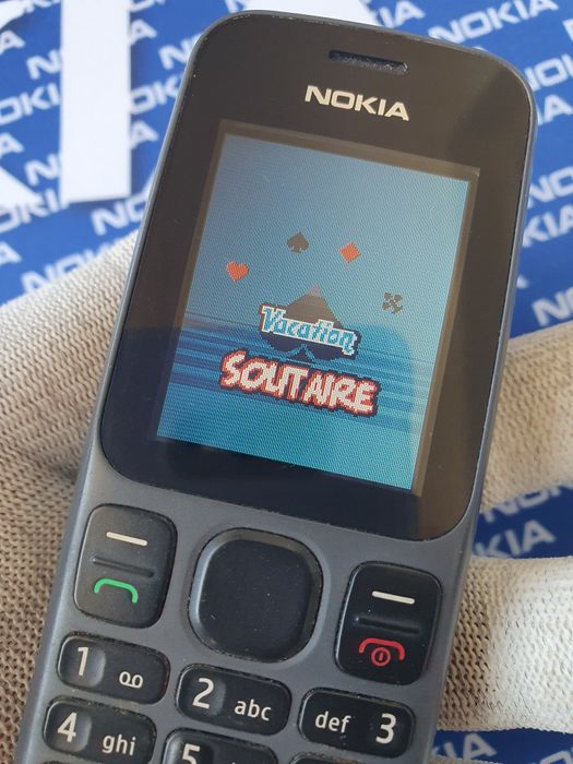 Nokia 100 Excelent Origina cu limba Română