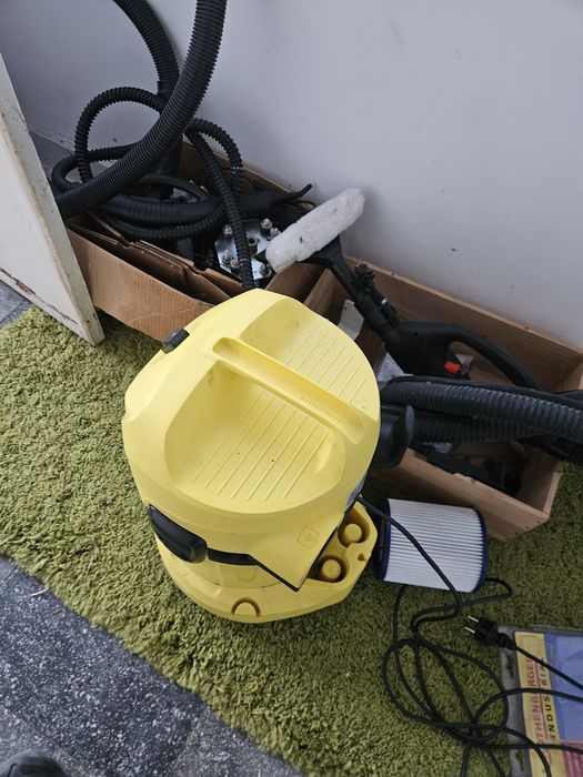 aspirator karcher  DS5500 cu Apa si w3