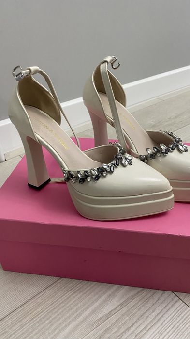 Шикарные туфли 33-34