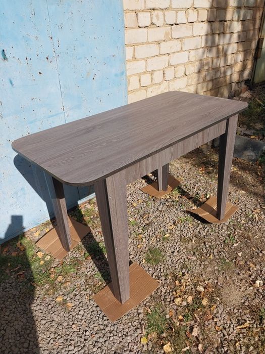 НОВЫЙ стол кухонный