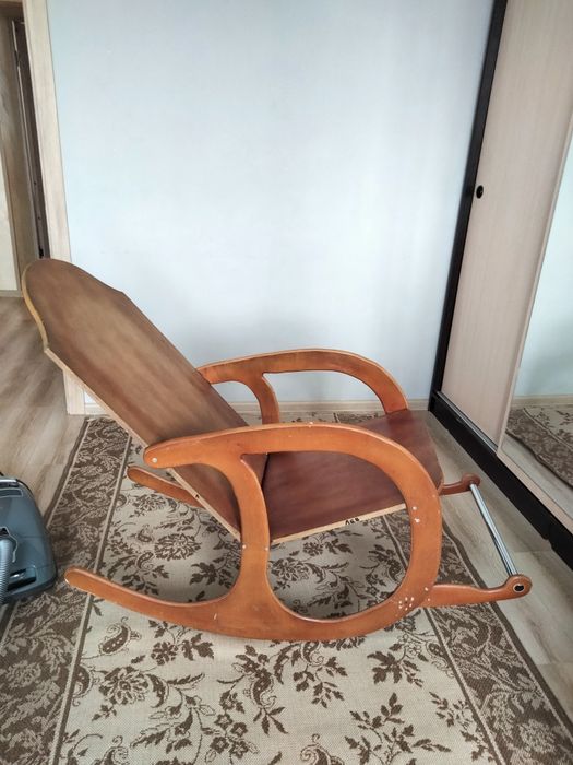 Продам кресло качалку!