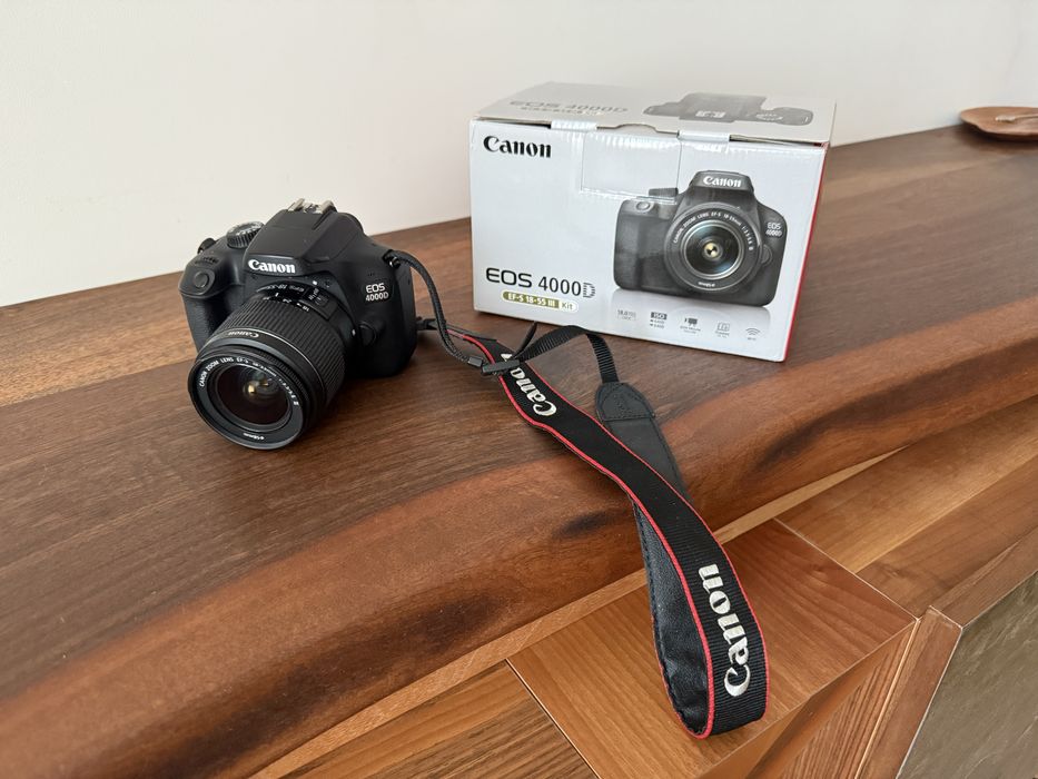 Фотоаппарат Canon EOS 4000D 18-55 lll черный