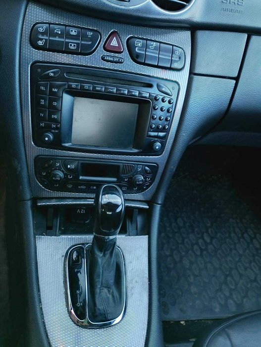 Mercedes CLK 270 cdi, 2003 г на части