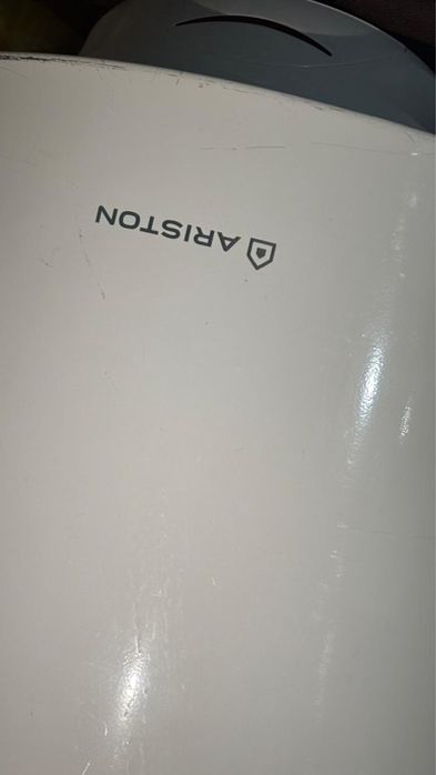 Водонагреватель/ бойлер Ariston