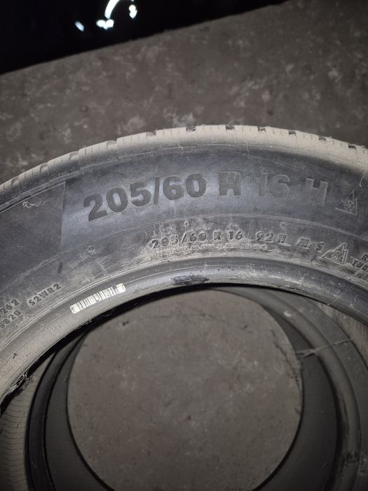 Vând cauciucuri de iarnă