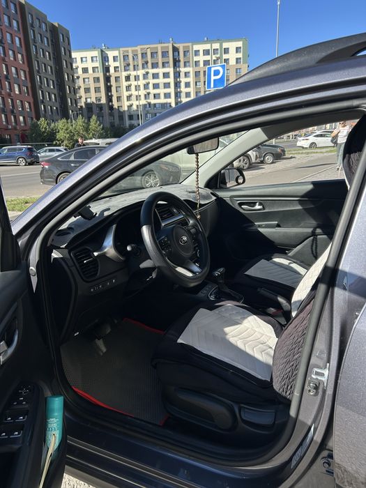 Kia 2021 года выпуска