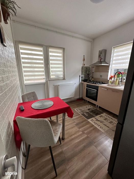 Casa individuala P+1  6camere 717 mp teren zona Aviatiei-Valea Lunga