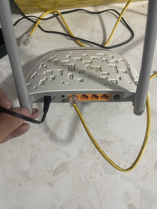 Б/у Модем Tp -Link 300 Mbps Wi - Fi в отличном состоянии