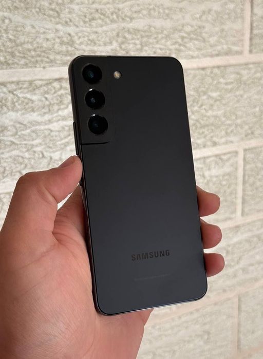 Samsung Galaxy S 22 Plus