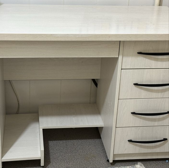 Стол рабочий парта