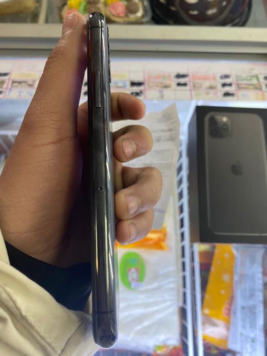 Айфон 11 pro  11 про