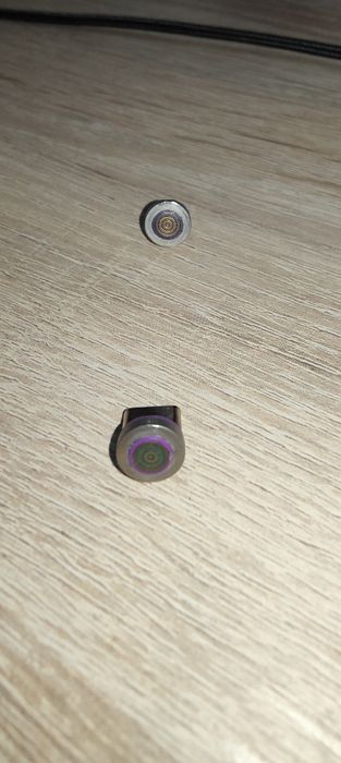 Adaptor magnetic USB Tip-C (mai exact mufa / pinul detașabil care rămâne în telefon sau laptop).
