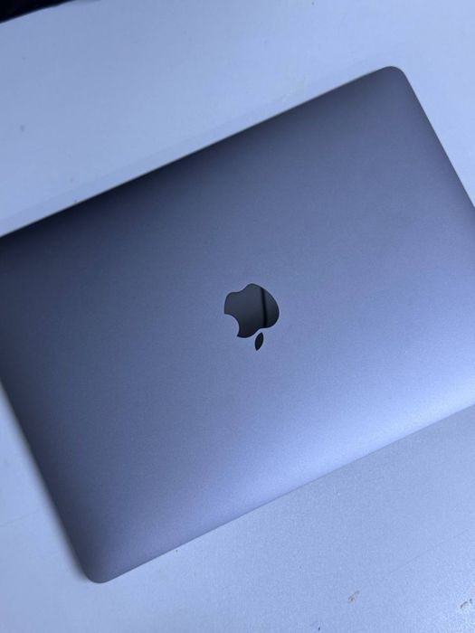 Ortalyq Lombard MacBook Pro M2