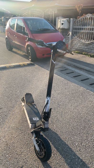 Trotinetă electrică kukirin g2