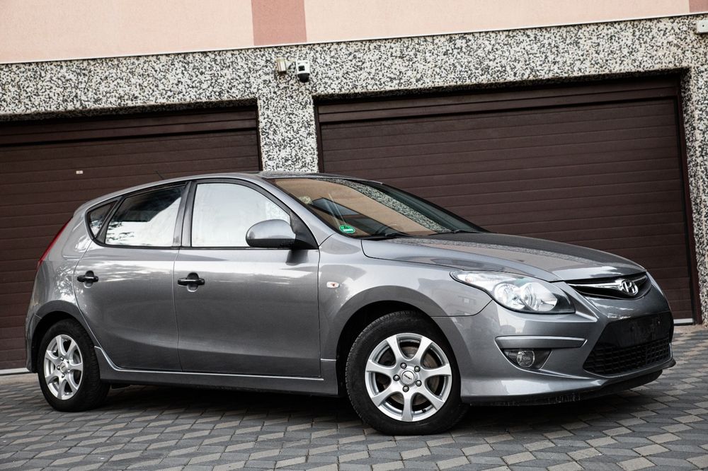 Vand Hyundai i30 ,euro 5 , 125000 km