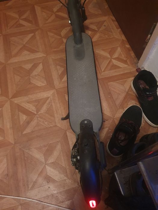 Xiaomi Scooter 1S cu leduri smart 341 Km