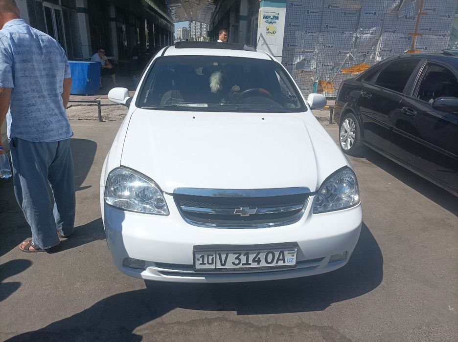 Продаю Ласетти18матор