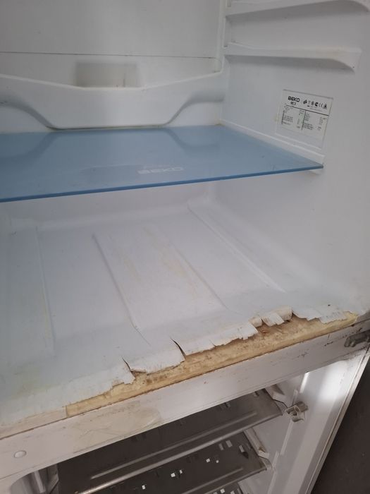 Продам холодильник