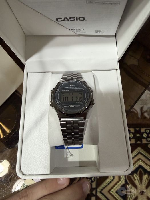 Продаются часы мужские Casio