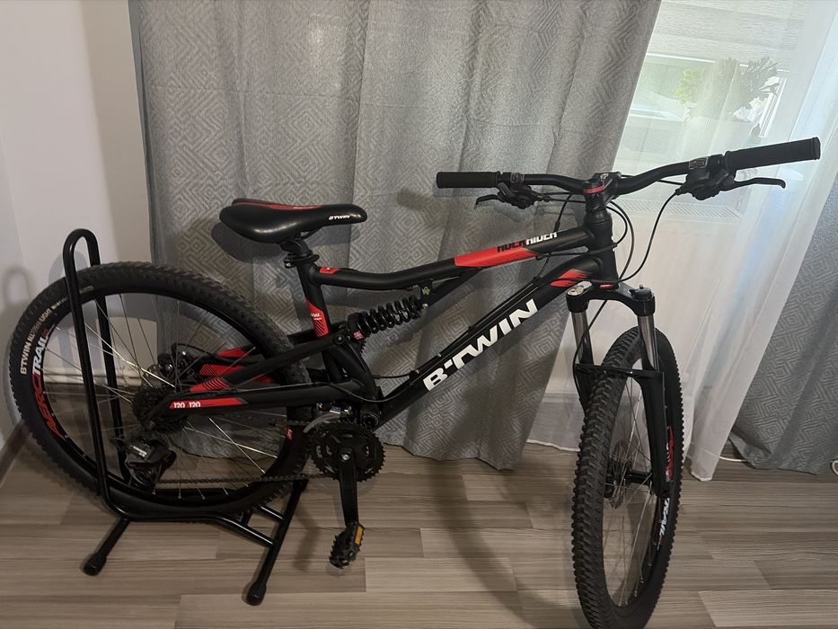 B’twin Rockrider 520s