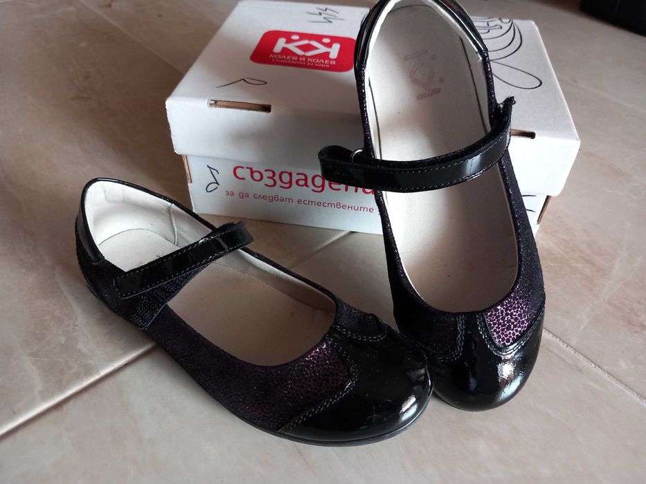 Елегантни обувки за малки принцеси - различни модели