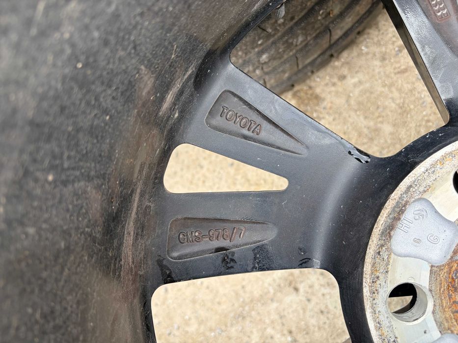 гуми Nokian DOT 4523 с джанти за Тойота 225/45/R17 17x7J ET50