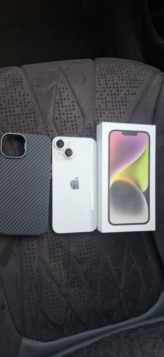 Телефон Айфон 14