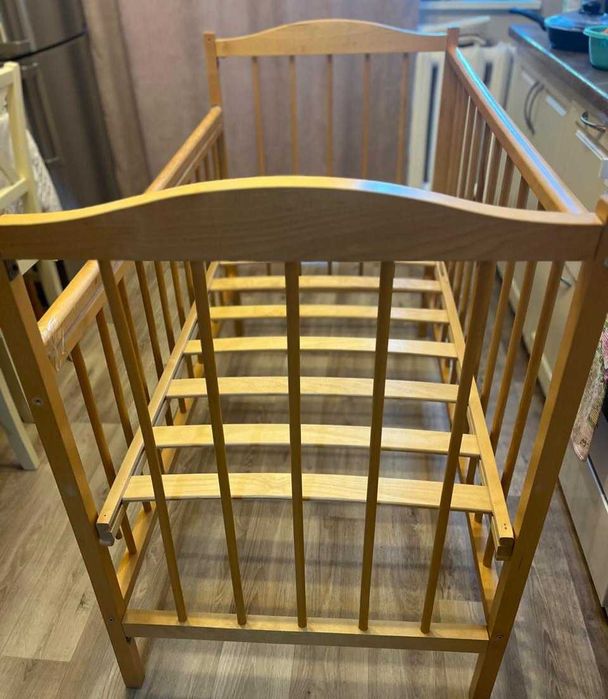 Продам детскую кровать