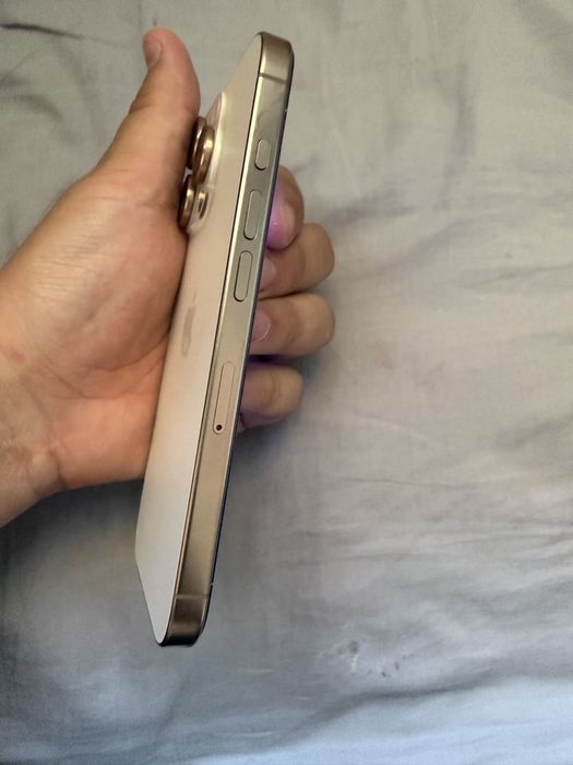 16 pro 128 gb desert