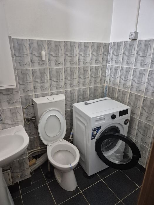 Inchiriez apartament doua camere