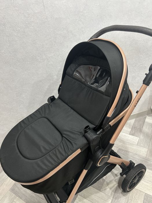 Продам коляску Kidilo